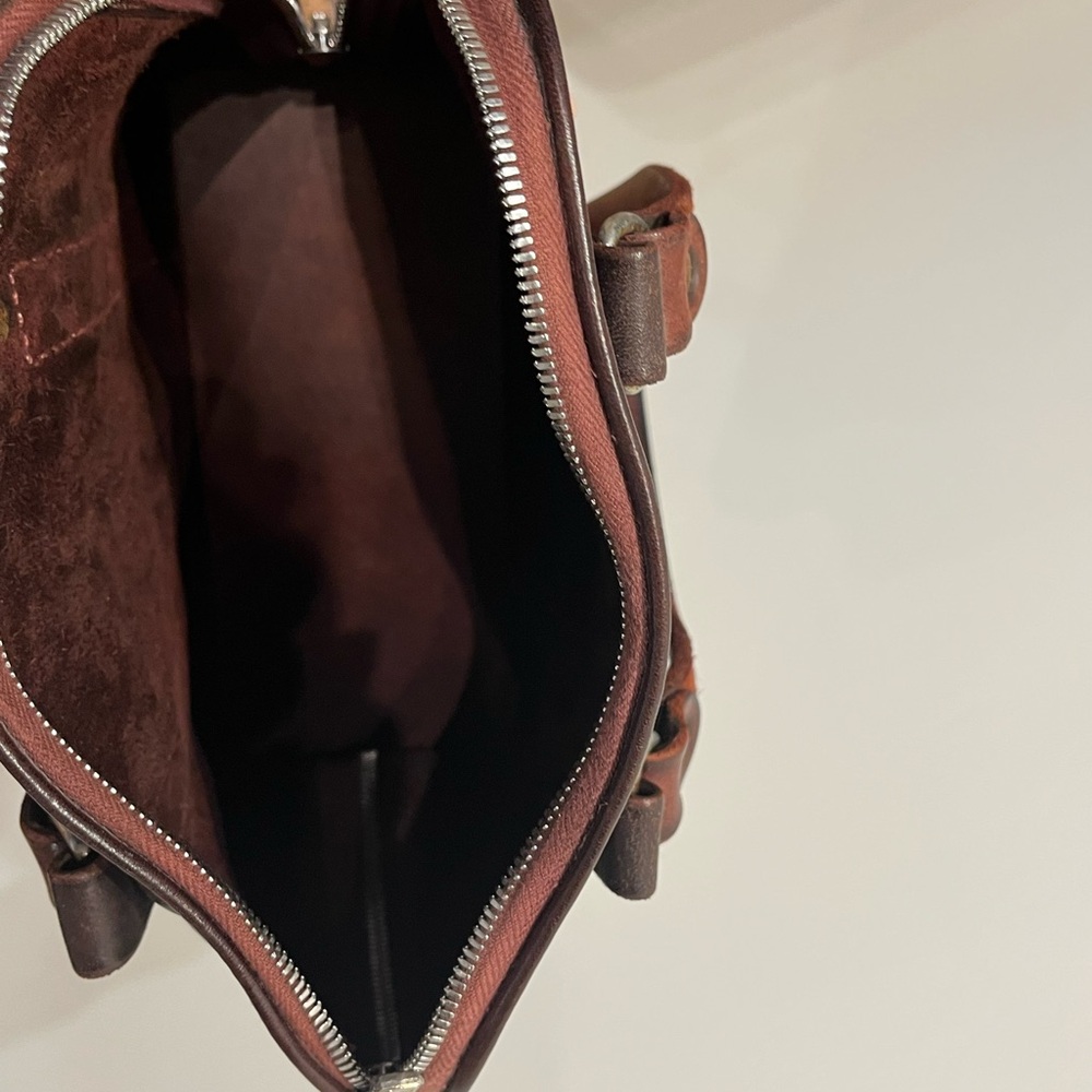 Guidi Dark Brown Leather Tote with Distressed Red Accents - Picture 4 of 6